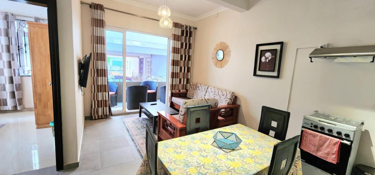 Number 5, Pebble Bay Appartments กรองด์เบย์ ภายนอก รูปภาพ