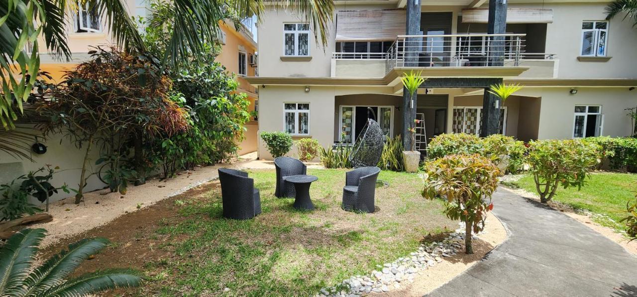 Number 5, Pebble Bay Appartments กรองด์เบย์ ภายนอก รูปภาพ